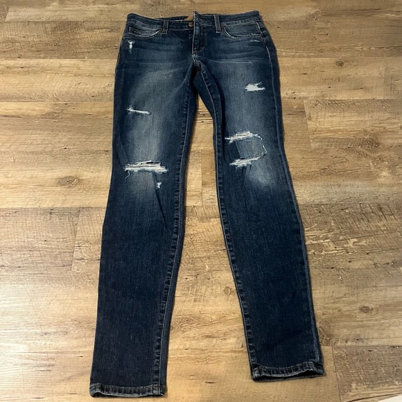 NWOT Joe’s Jeans | Icon Mid Rise Skinny Ripped Distressed Jeans - Picture 1 of 6